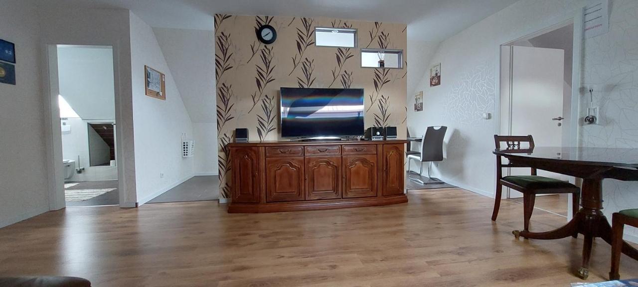 Deichgraf Apartment ฮูซุม ภายนอก รูปภาพ