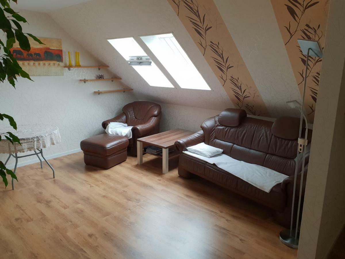 Deichgraf Apartment ฮูซุม ภายนอก รูปภาพ